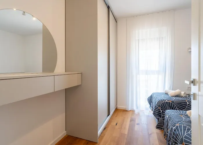 Apartament Rooftop 51 *